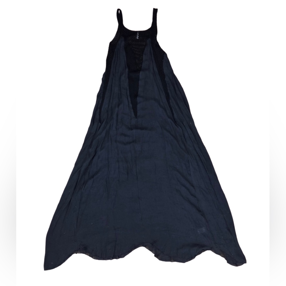 Elan Black Maxi Dress with Knitted Mesh V Patch!